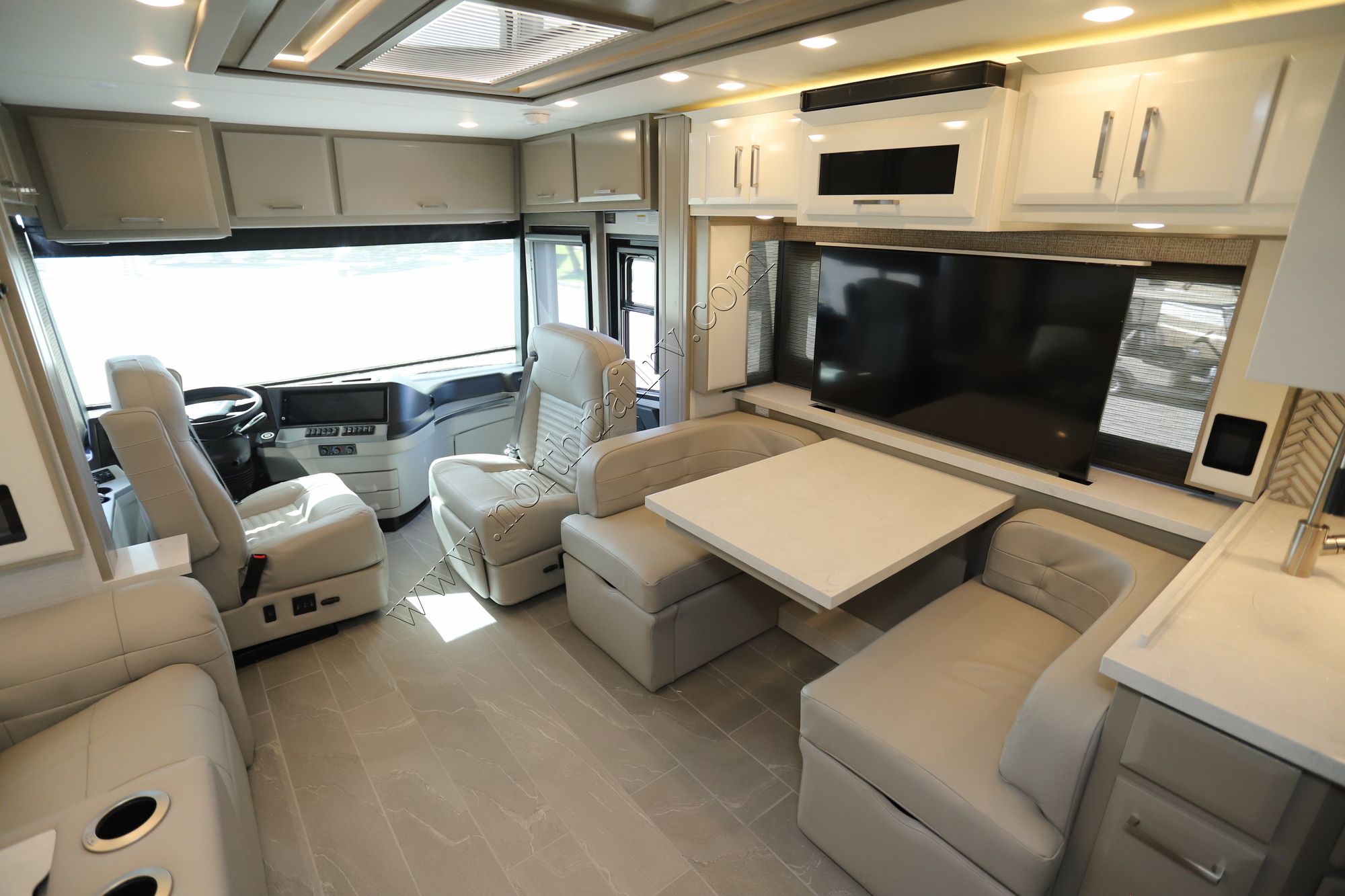 New 2026 Newmar New Aire 3543 Class A  For Sale