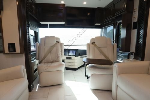 2024 Newmar London Aire 4569