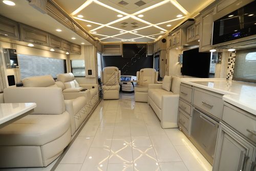 2023 Newmar Mountain Aire 4118