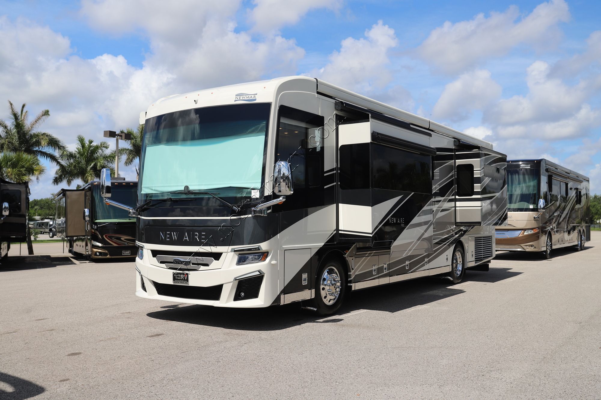 Used 2025 Newmar New Aire 3543 Class A  For Sale