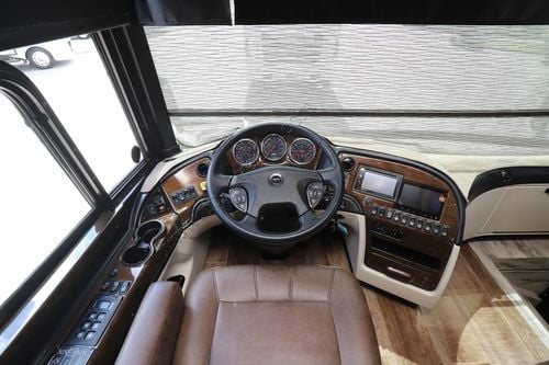 2017 Newmar London Aire 4519