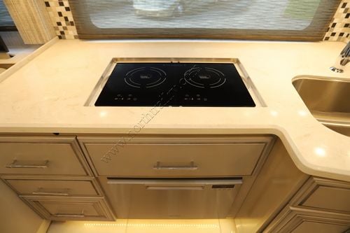 2023 Newmar Mountain Aire 4118