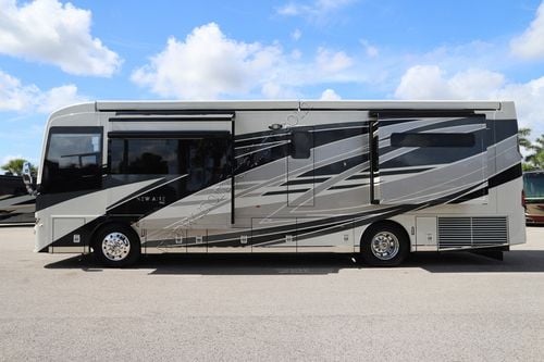 2025 Newmar New Aire 3543