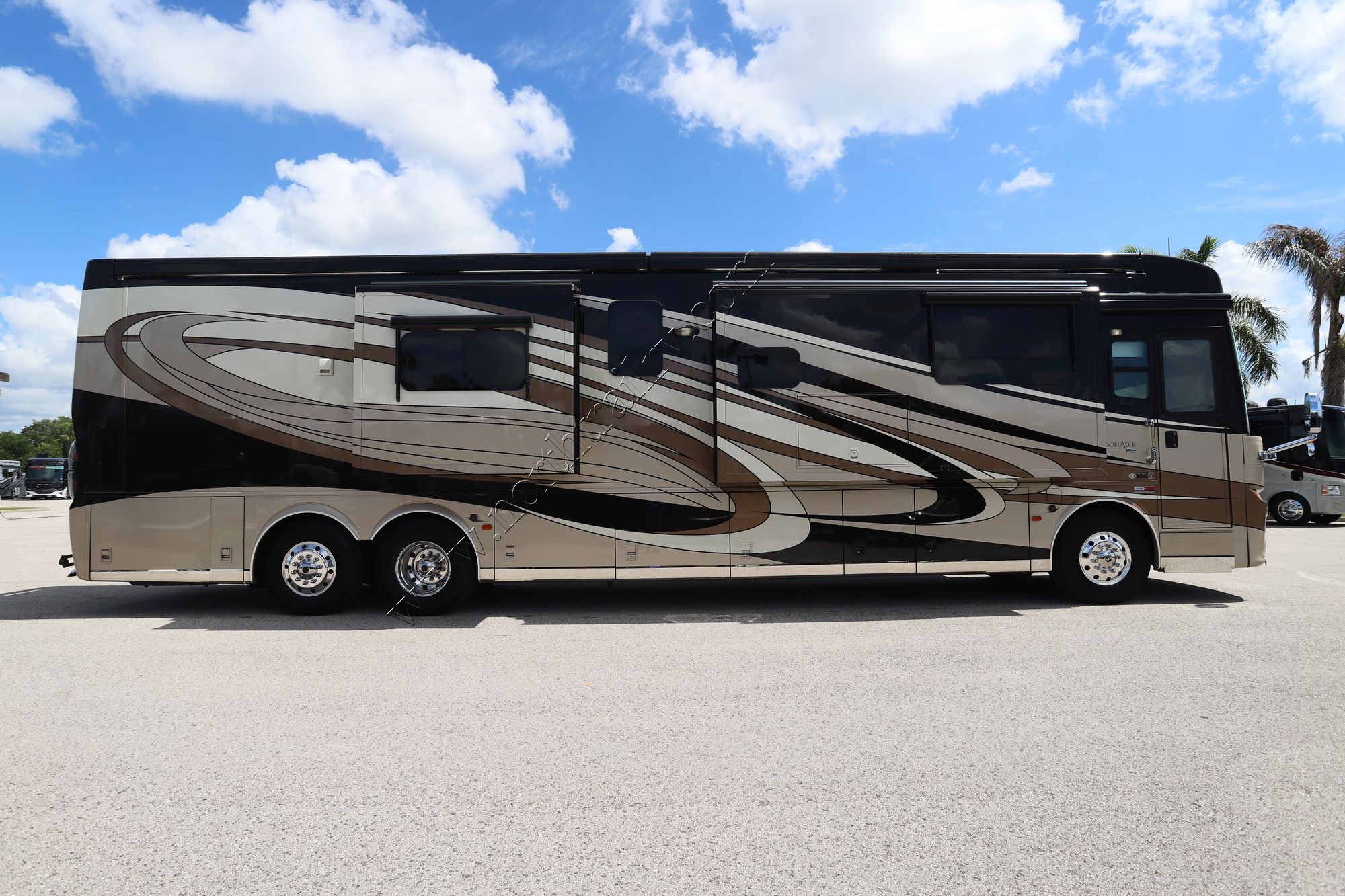 Used 2017 Newmar London Aire 4519 Class A  For Sale