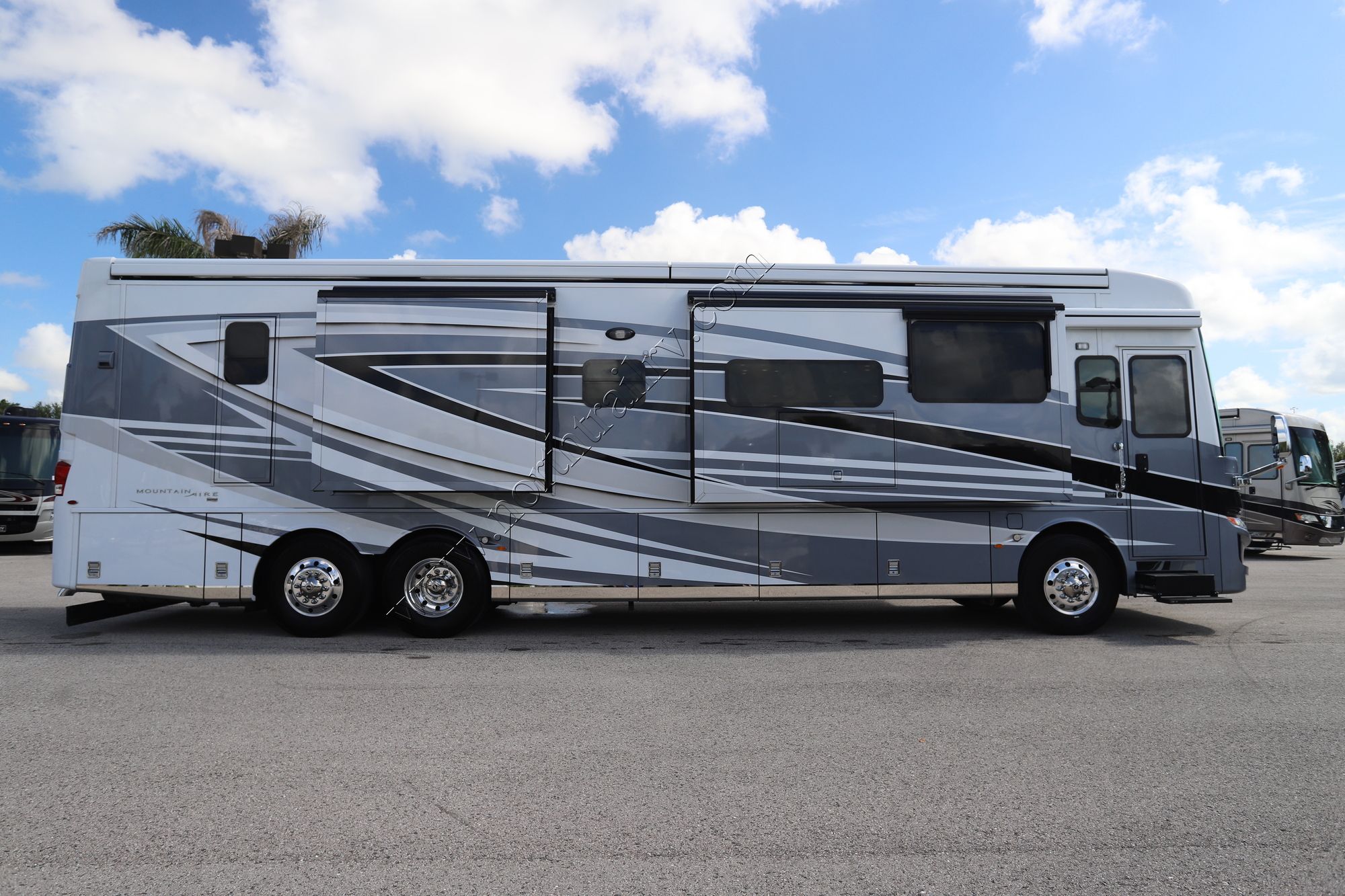 Used 2023 Newmar Mountain Aire 4118 Class A  For Sale