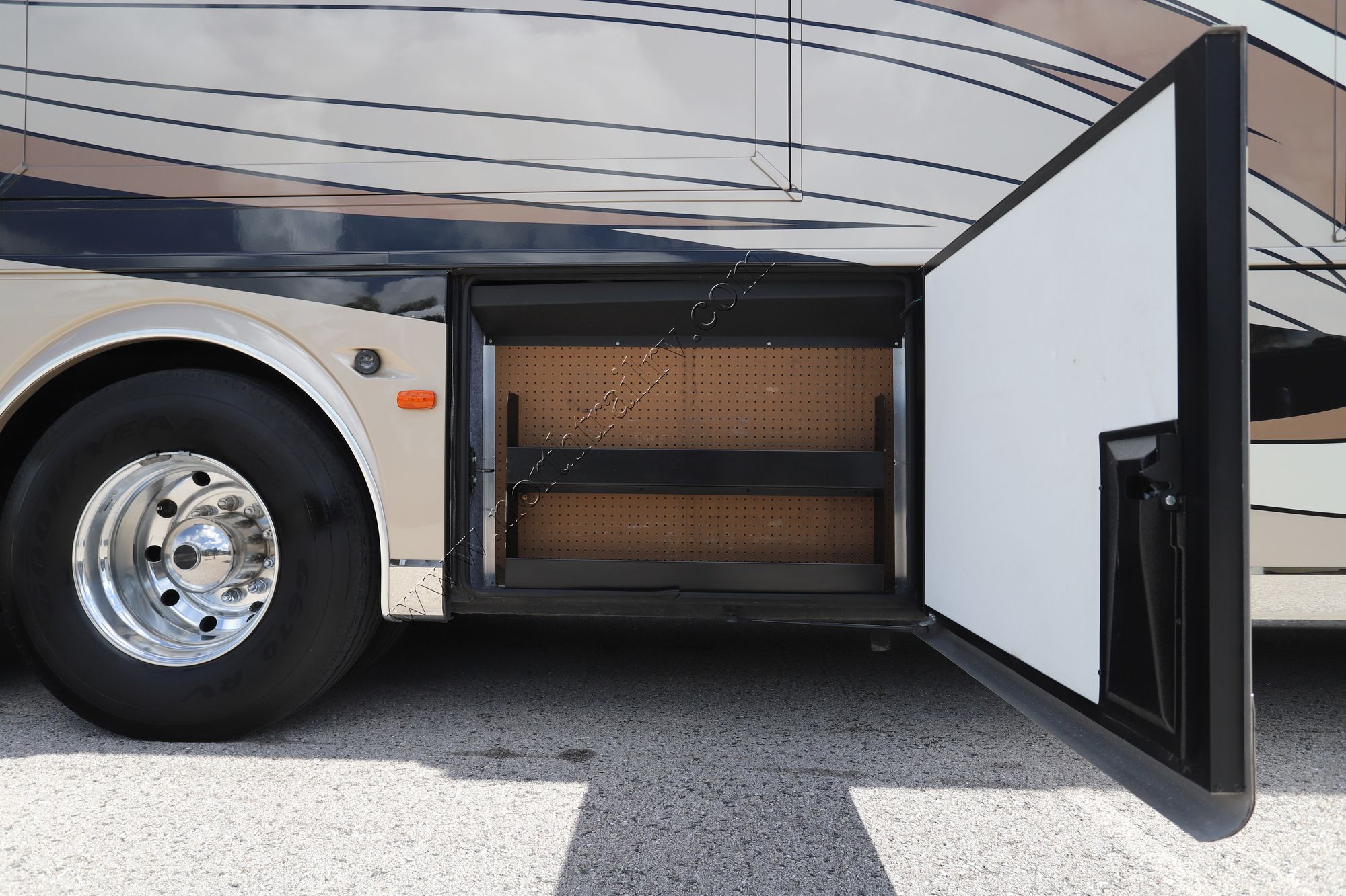 Used 2017 Newmar London Aire 4519 Class A  For Sale