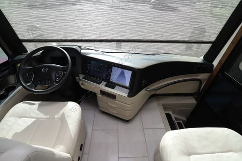 2024 Newmar London Aire 4569