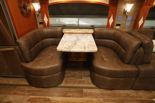 2017 Newmar London Aire 4519