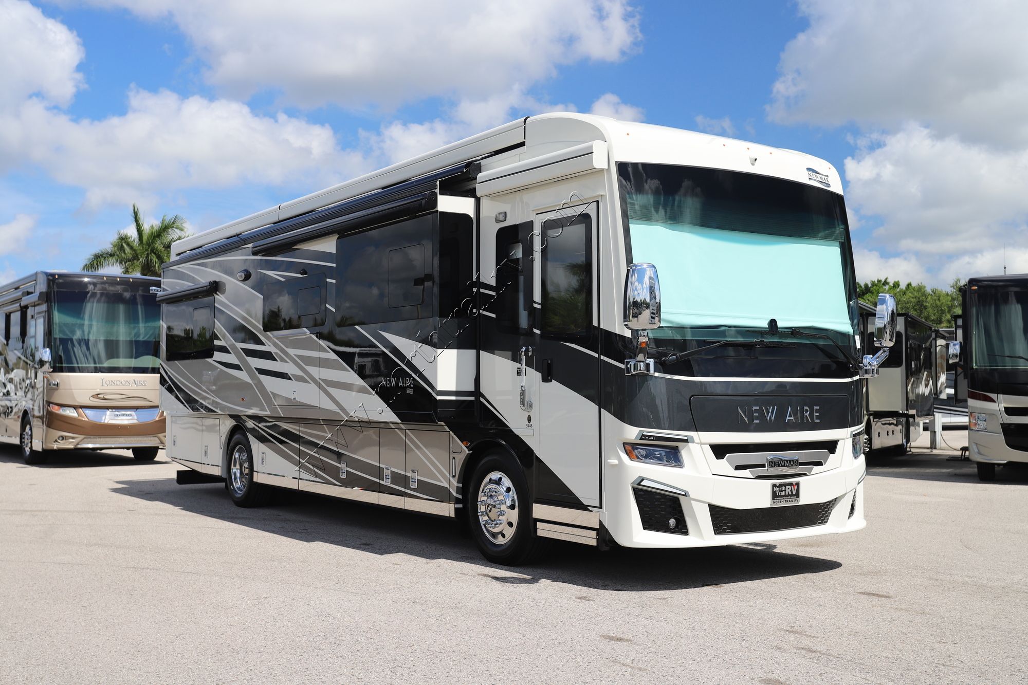 Used 2025 Newmar New Aire 3543 Class A  For Sale