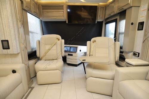 2023 Newmar Mountain Aire 4118