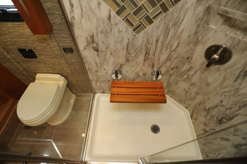 2017 Newmar London Aire 4519
