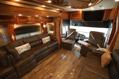 2017 Newmar London Aire 4519