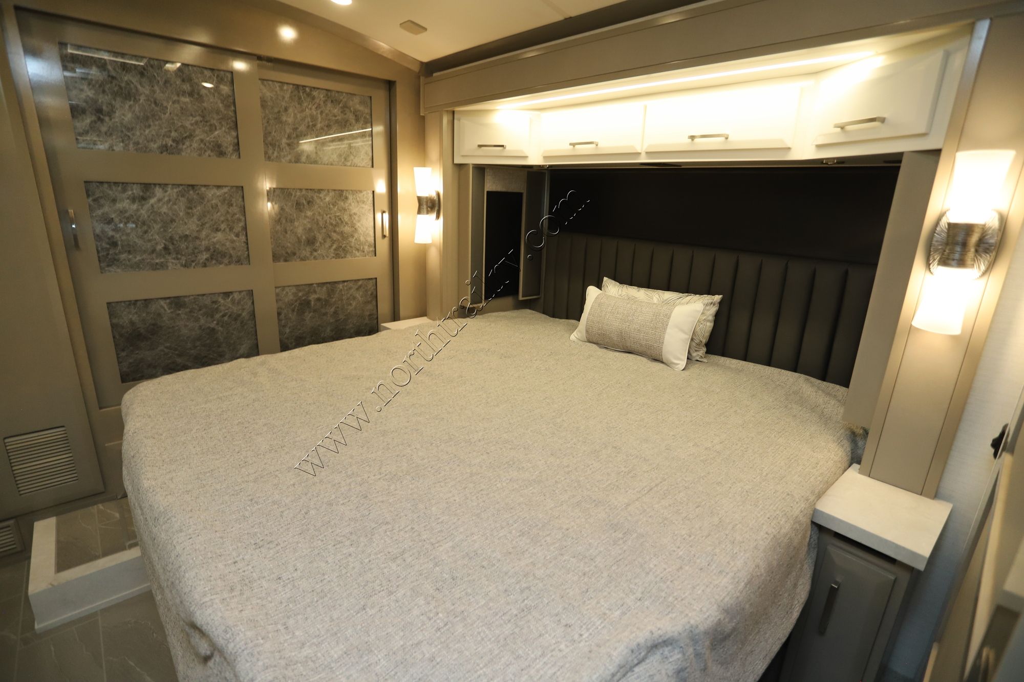Used 2025 Newmar New Aire 3543 Class A  For Sale
