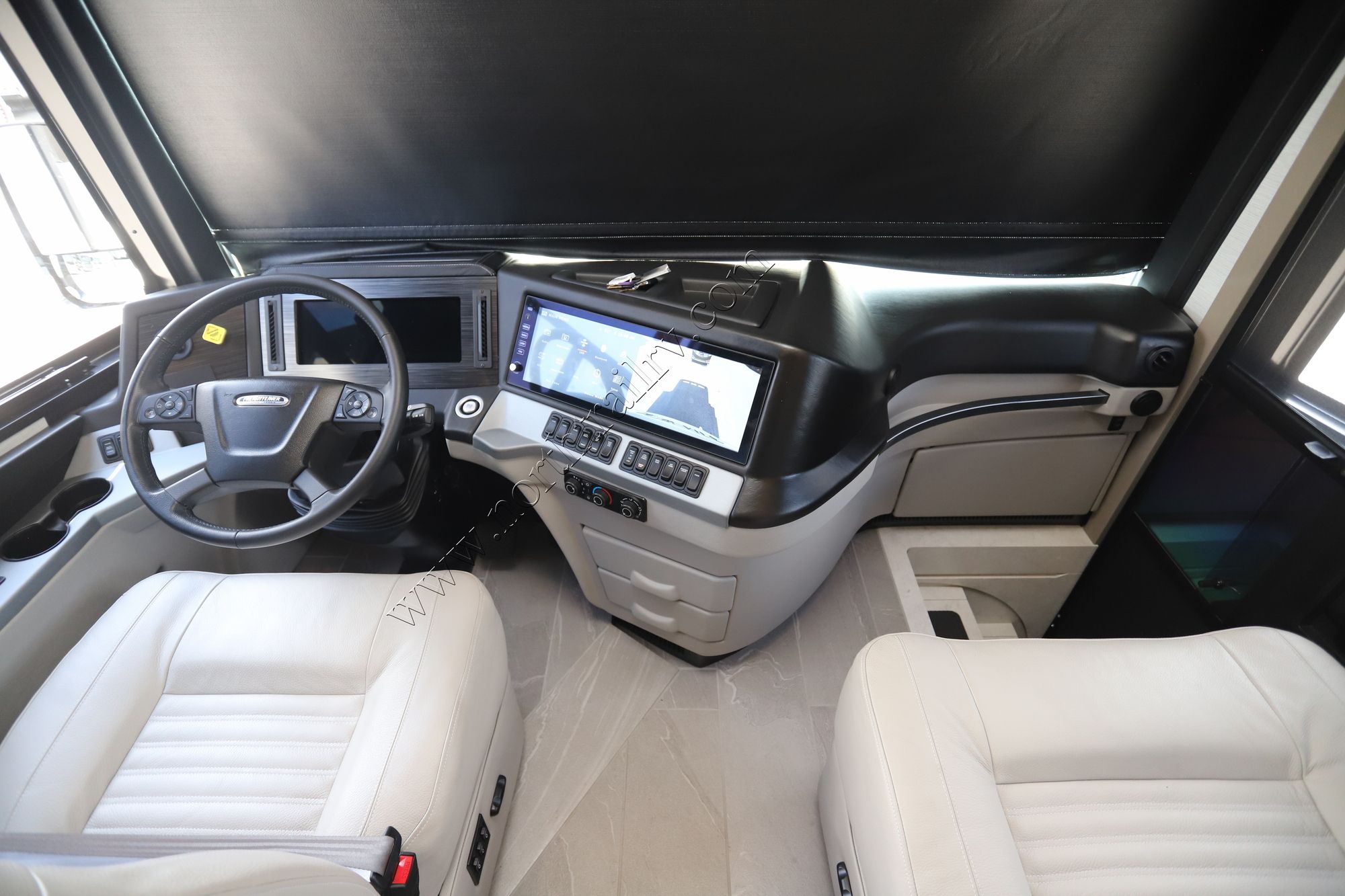 Used 2025 Newmar New Aire 3543 Class A  For Sale
