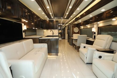 2024 Newmar London Aire 4569