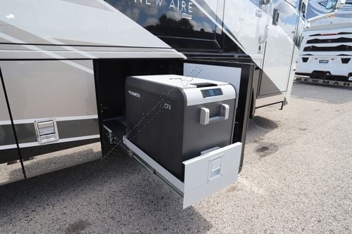 2025 Newmar New Aire 3543