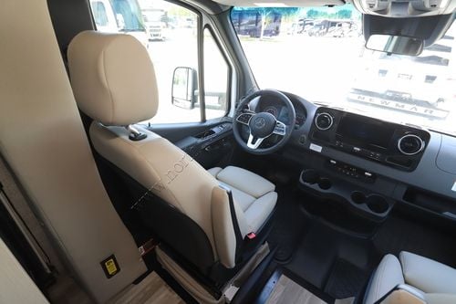 2026 Tiffin Motor Homes Wayfarer 25XLW
