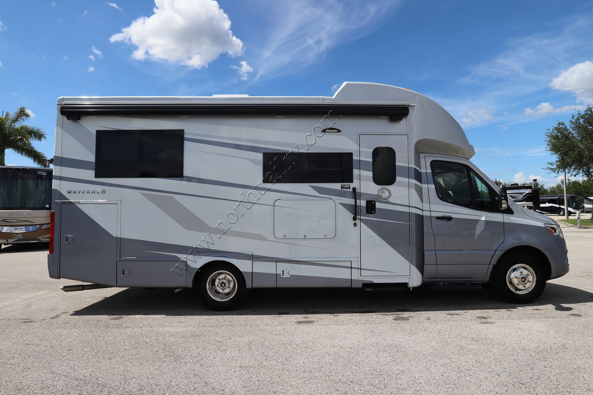 New 2026 Tiffin Motor Homes Wayfarer 25XLW Class C  For Sale