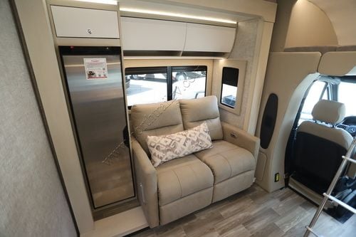 2026 Tiffin Motor Homes Wayfarer 25XLW