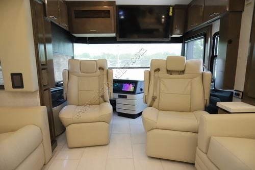 2026 Newmar Mountain Aire 4551