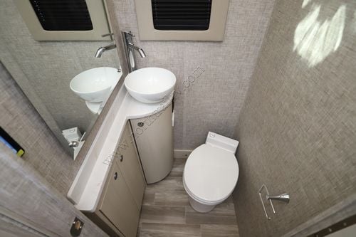 2026 Tiffin Motor Homes Wayfarer 25XLW