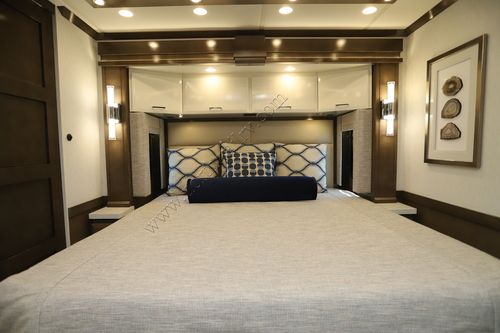 2026 Newmar Mountain Aire 4551