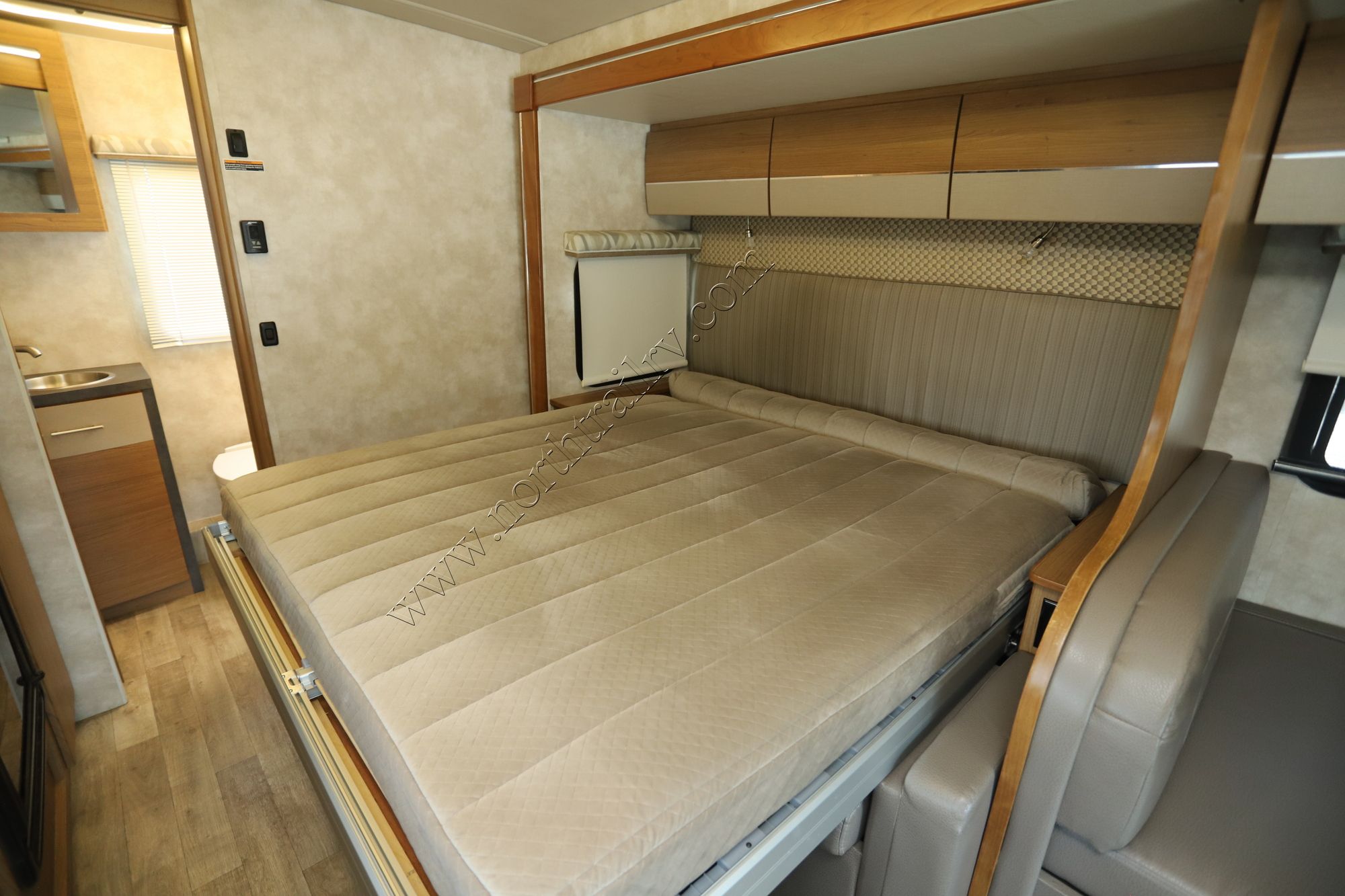Used 2018 Winnebago View 24D Class C  For Sale