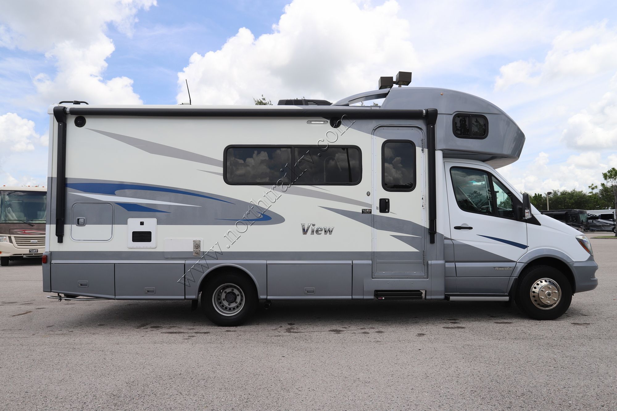 Used 2018 Winnebago View 24D Class C  For Sale