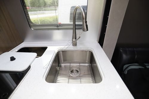 2019 Airstream Atlas MB