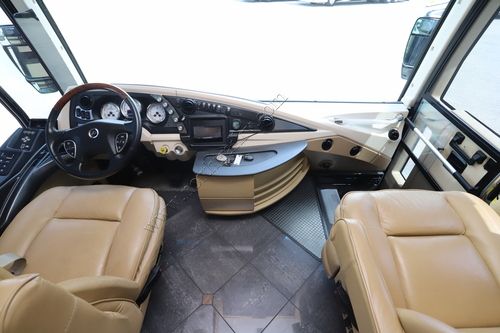 2008 American Coach American Eagle 45E