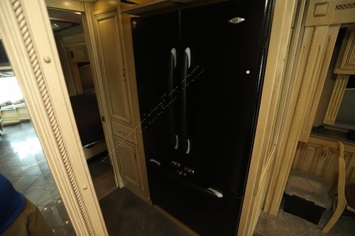 2008 American Coach American Eagle 45E