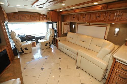 2013 Winnebago Tour 42QD