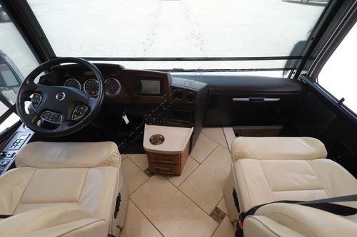 2013 Winnebago Tour 42QD