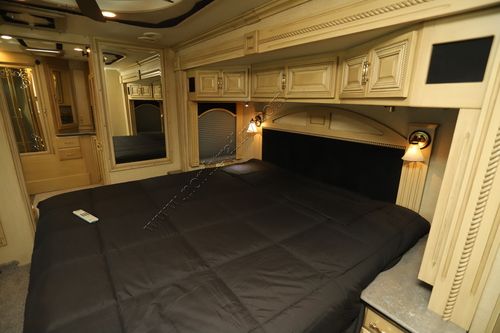 2008 American Coach American Eagle 45E