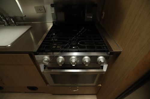 2020 Airstream Flying Cloud 23CB