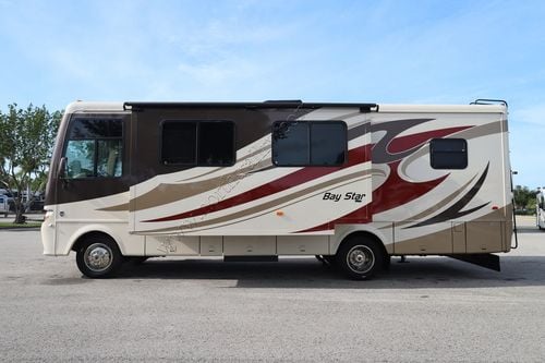 2013 Newmar Bay Star 2901