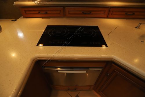 2013 Winnebago Tour 42QD