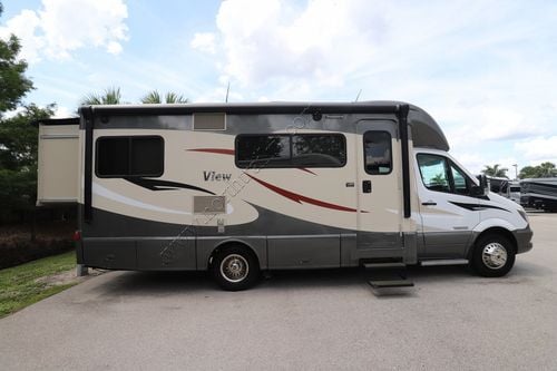 2015 Winnebago View 24G