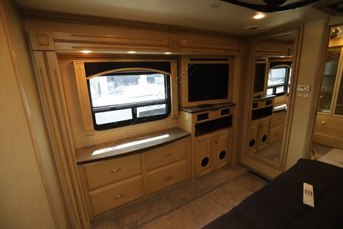 2008 American Coach American Eagle 45E