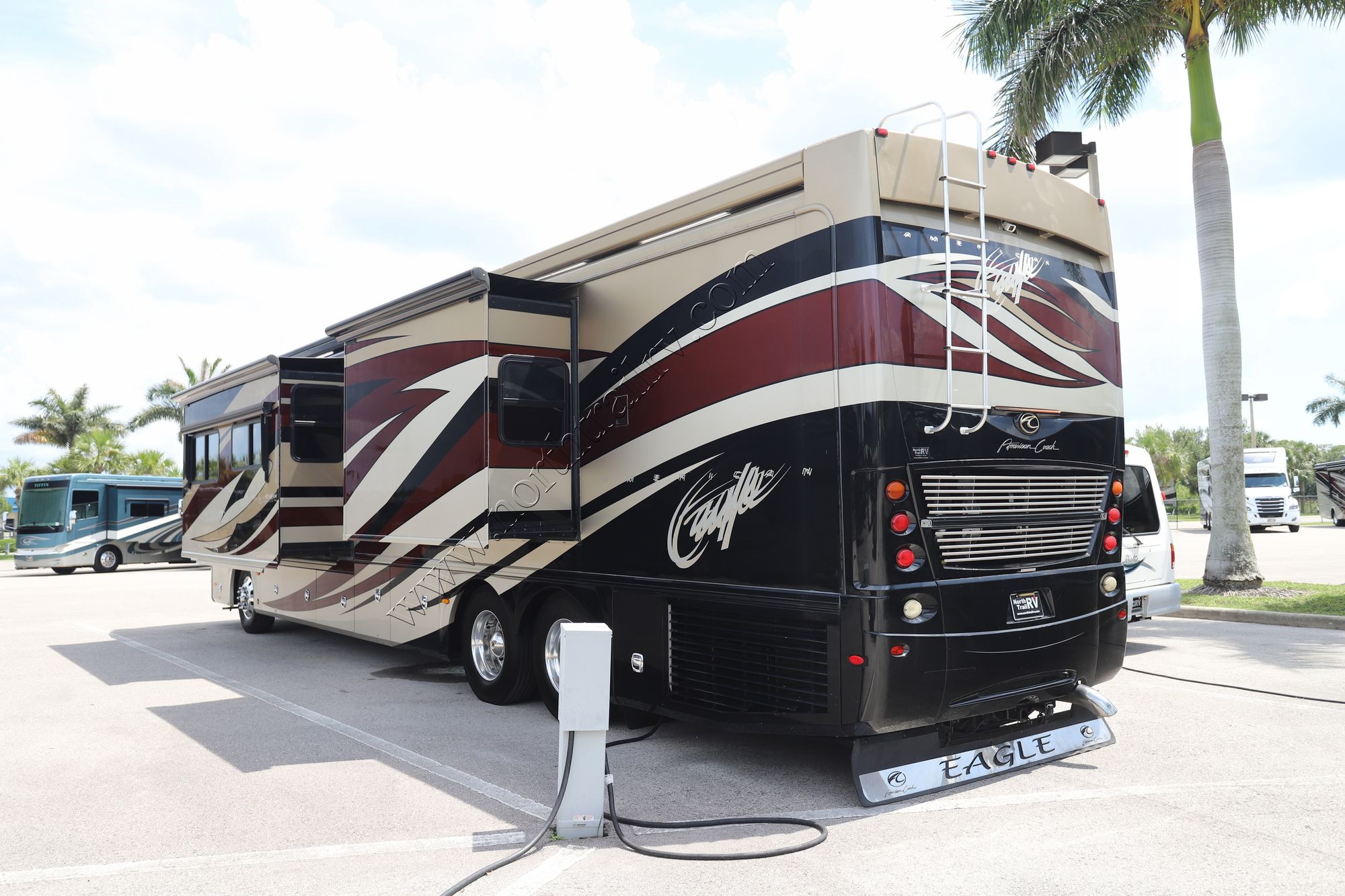 Used 2008 American Coach American Eagle 45E Class A  For Sale