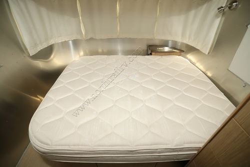 2020 Airstream Flying Cloud 23CB