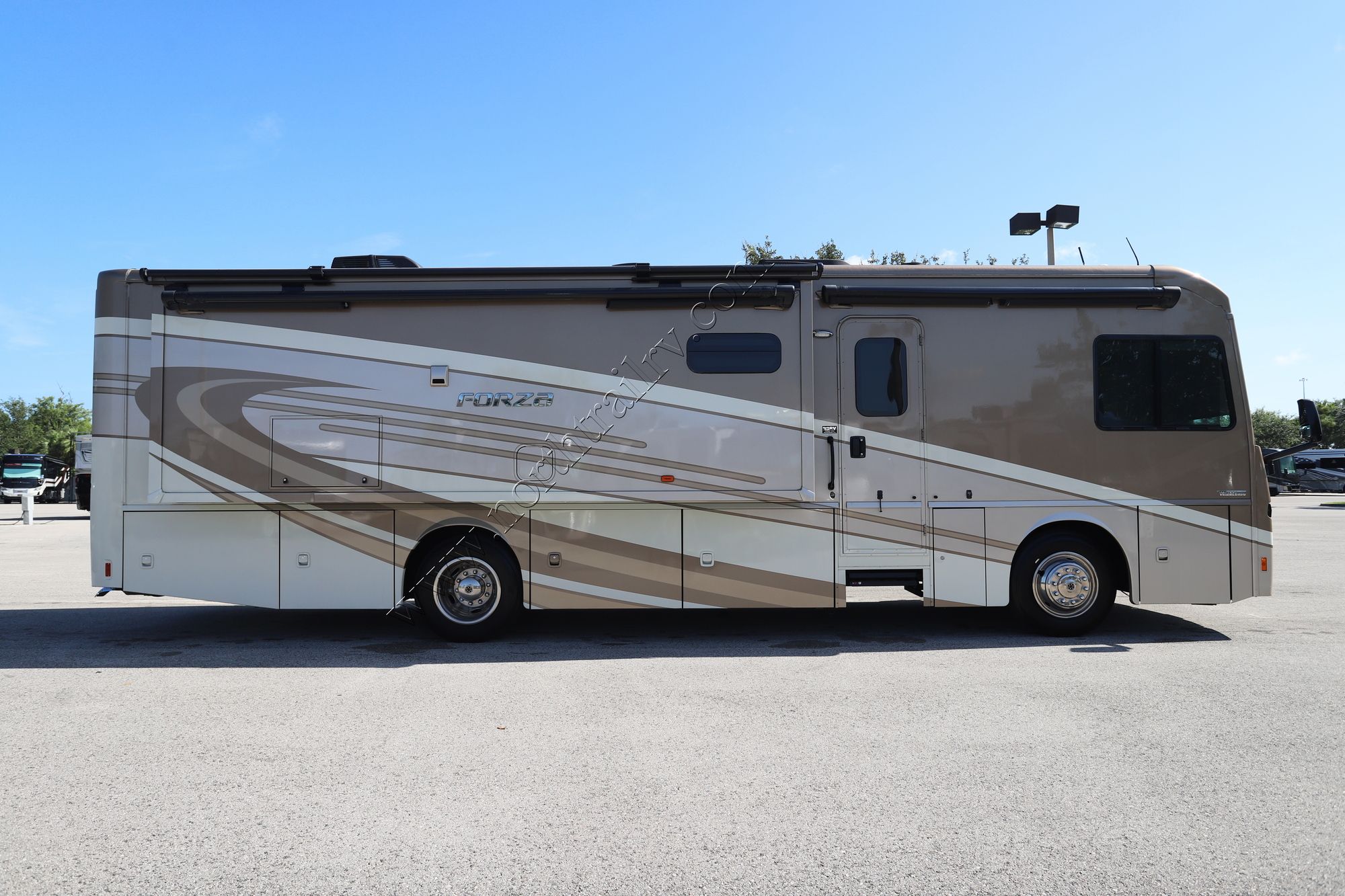 Used 2020 Winnebago Forza 34T Class A  For Sale