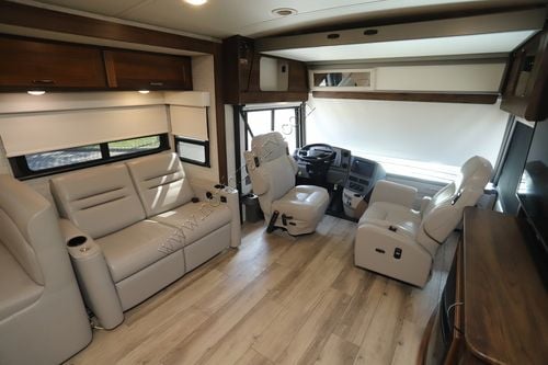 2020 Winnebago Forza 34T