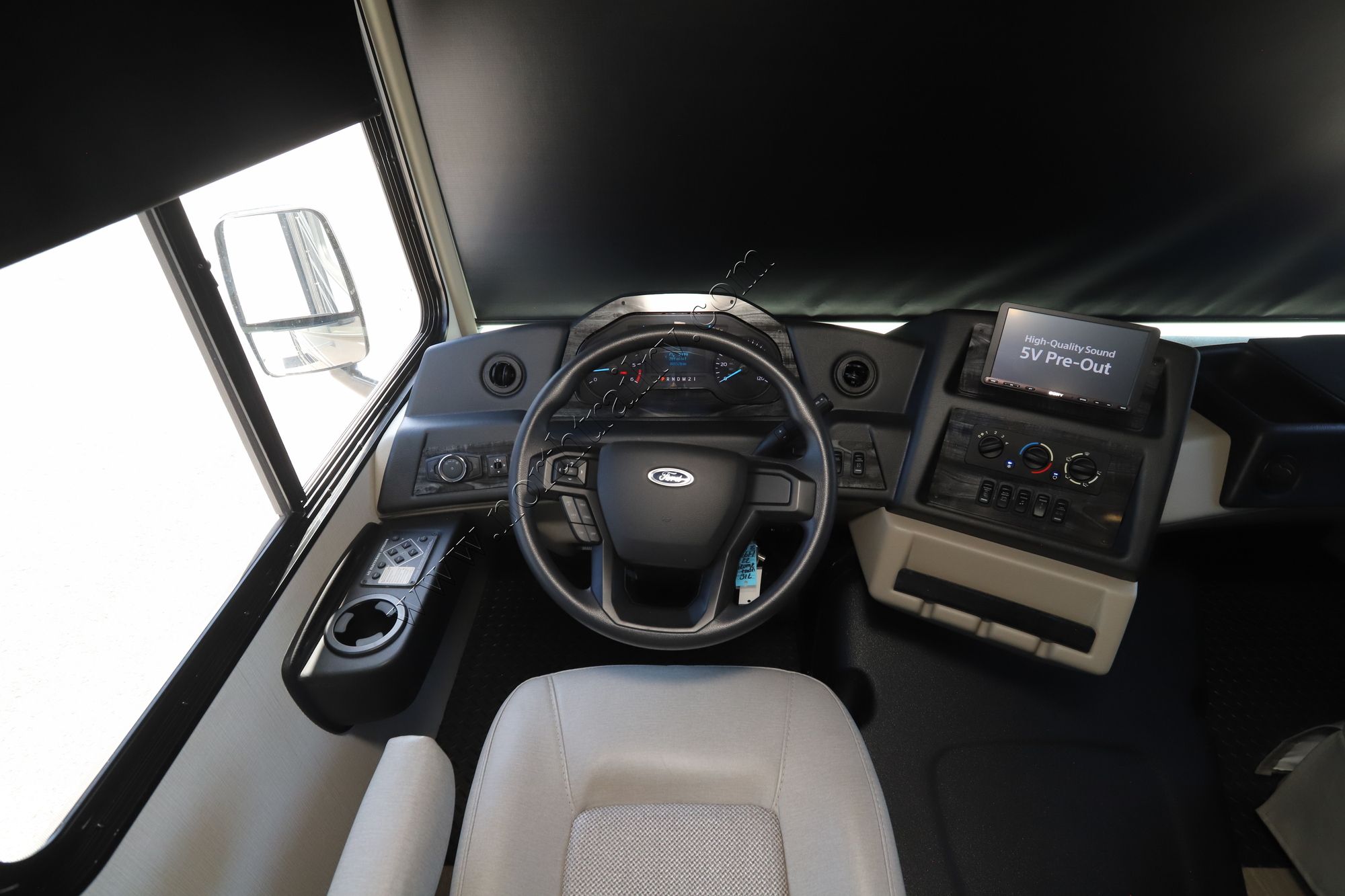 Used 2022 Forest River Georgetown 31L5 Class A  For Sale