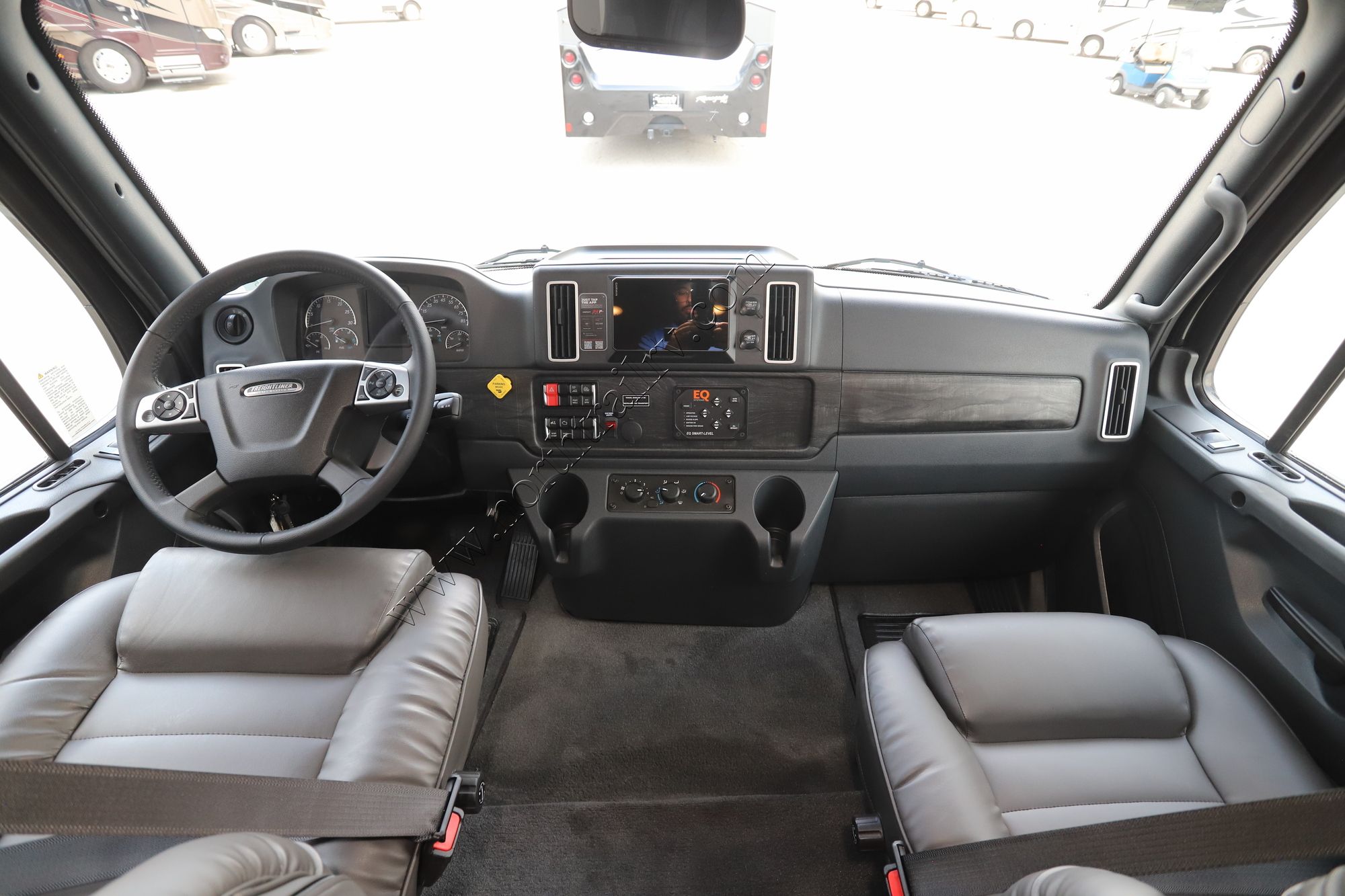 New 2026 Renegade Rv Valencia 39RB Super C  For Sale