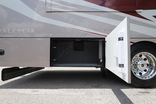 2026 Renegade Rv Valencia 39RB