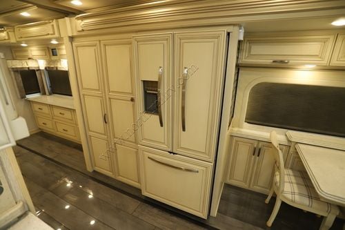 2021 Newmar Essex 4569