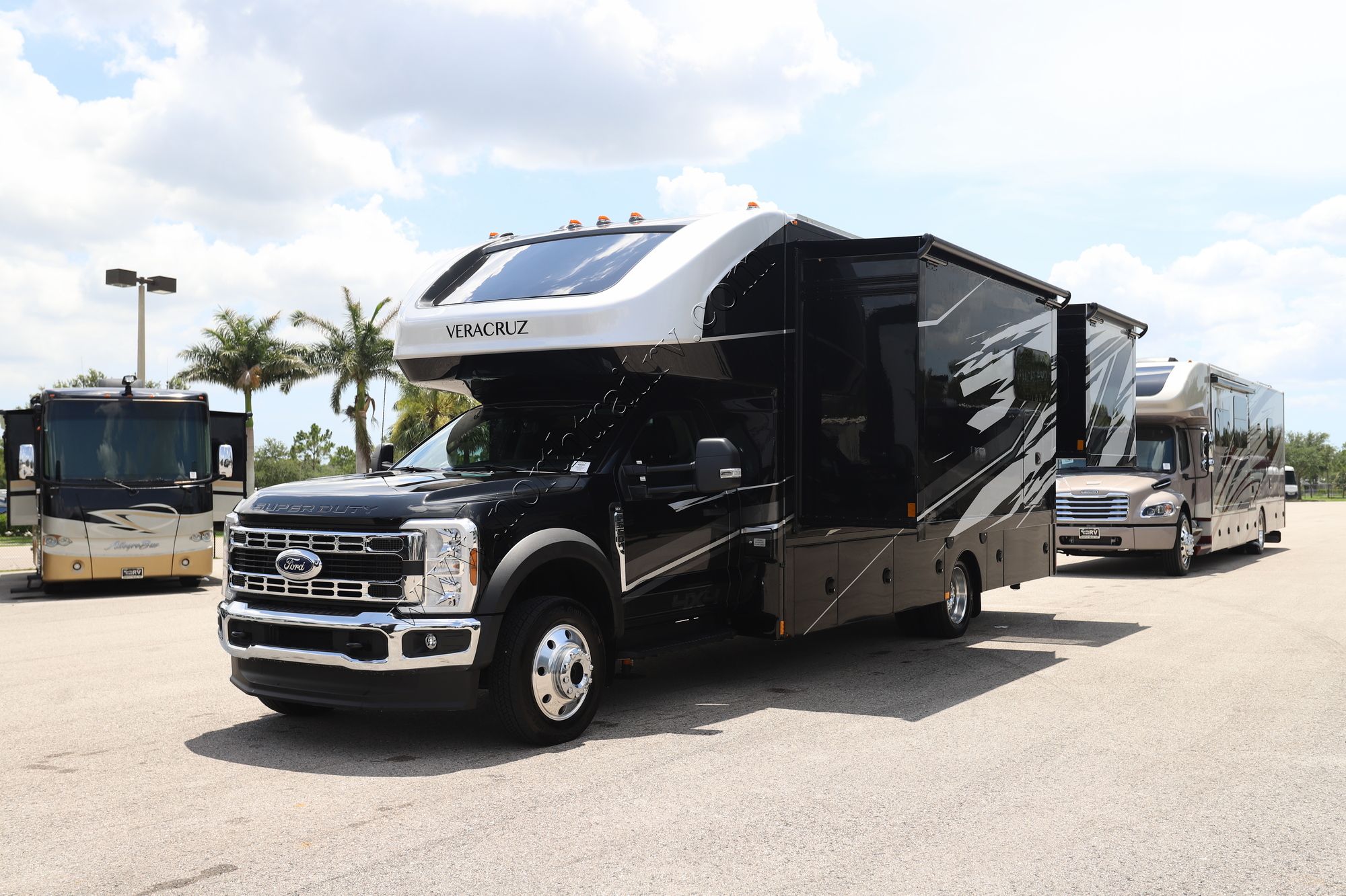 New 2026 Renegade Rv Veracruz 32VDS Super C  For Sale