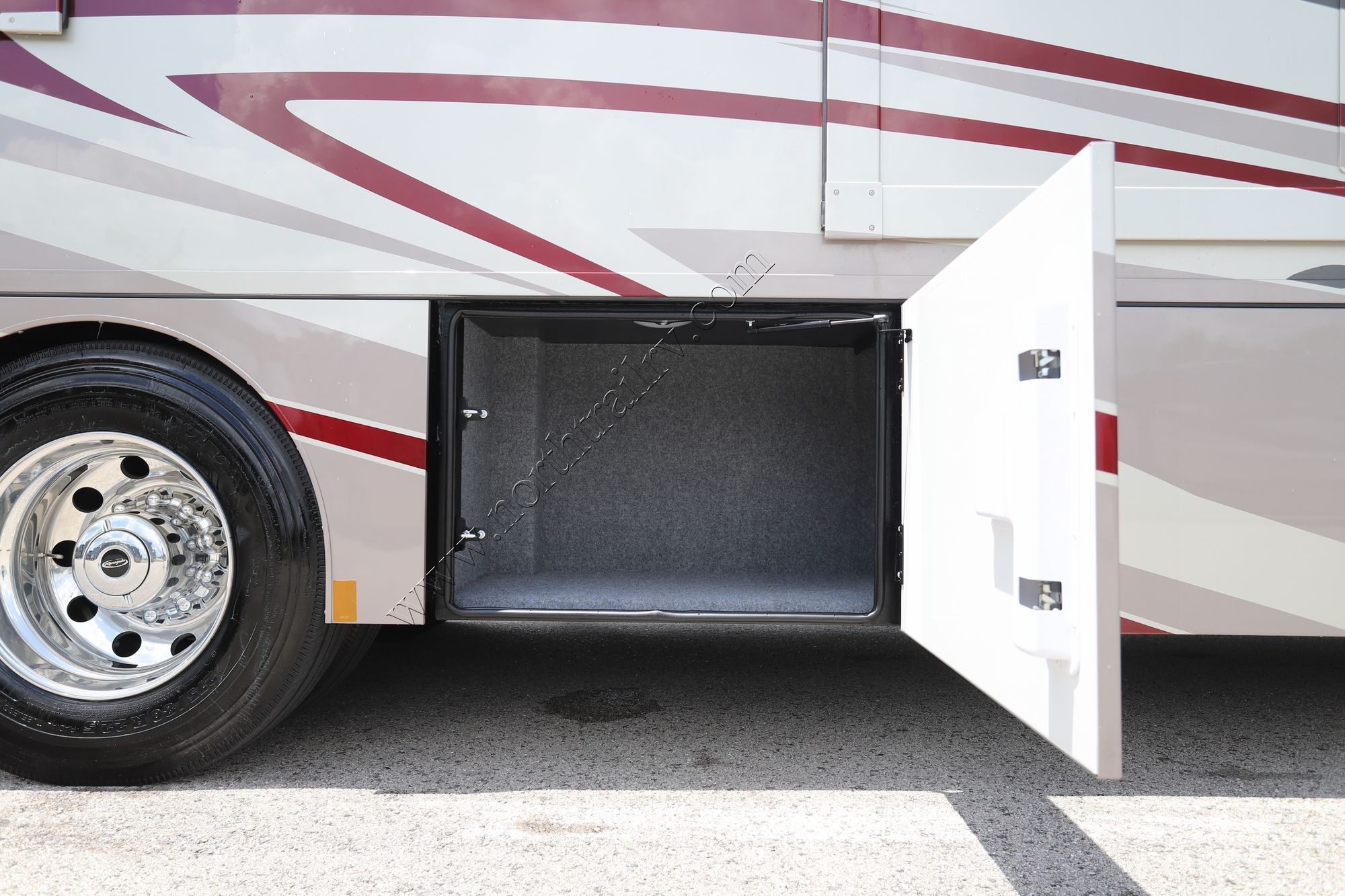 New 2026 Renegade Rv Valencia 39RB Super C  For Sale