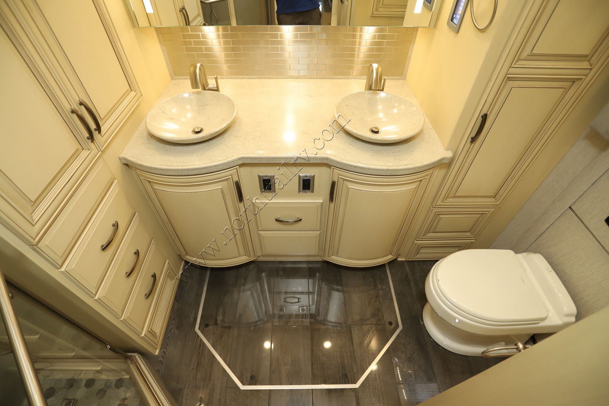 Used 2021 Newmar Essex 4569 Class A  For Sale